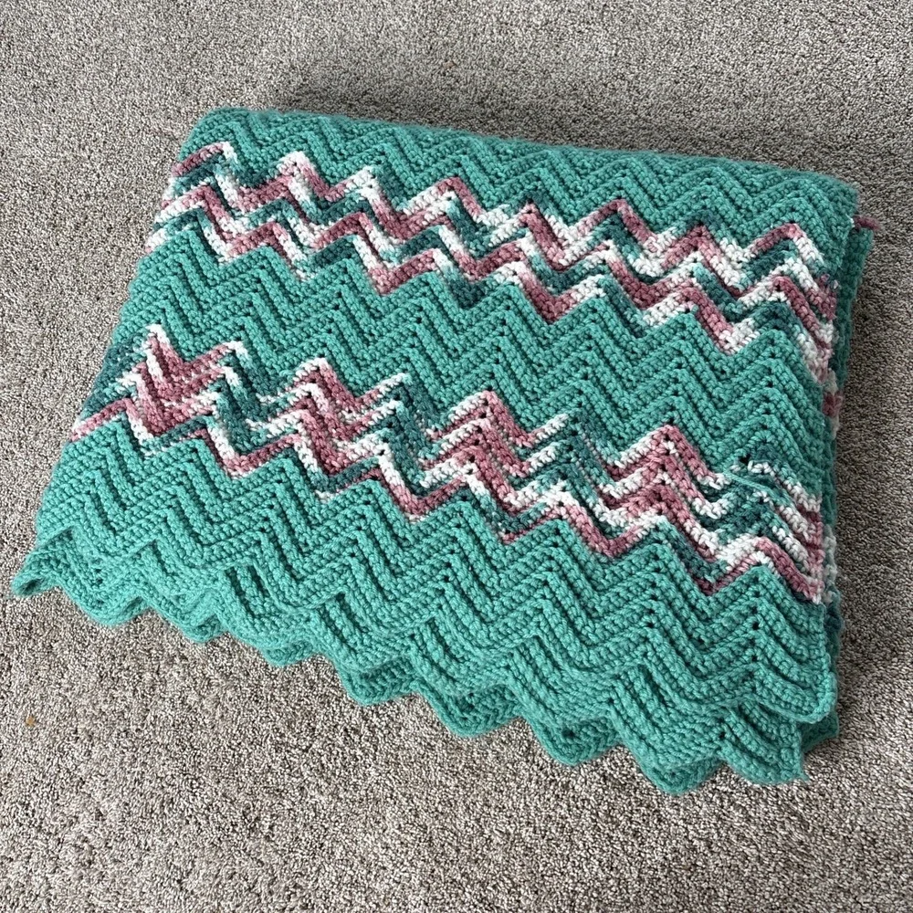 Handmade Crochet AFGHAN Knit Chevron Zig‎ Zag Blanket Throw Teal Pink White